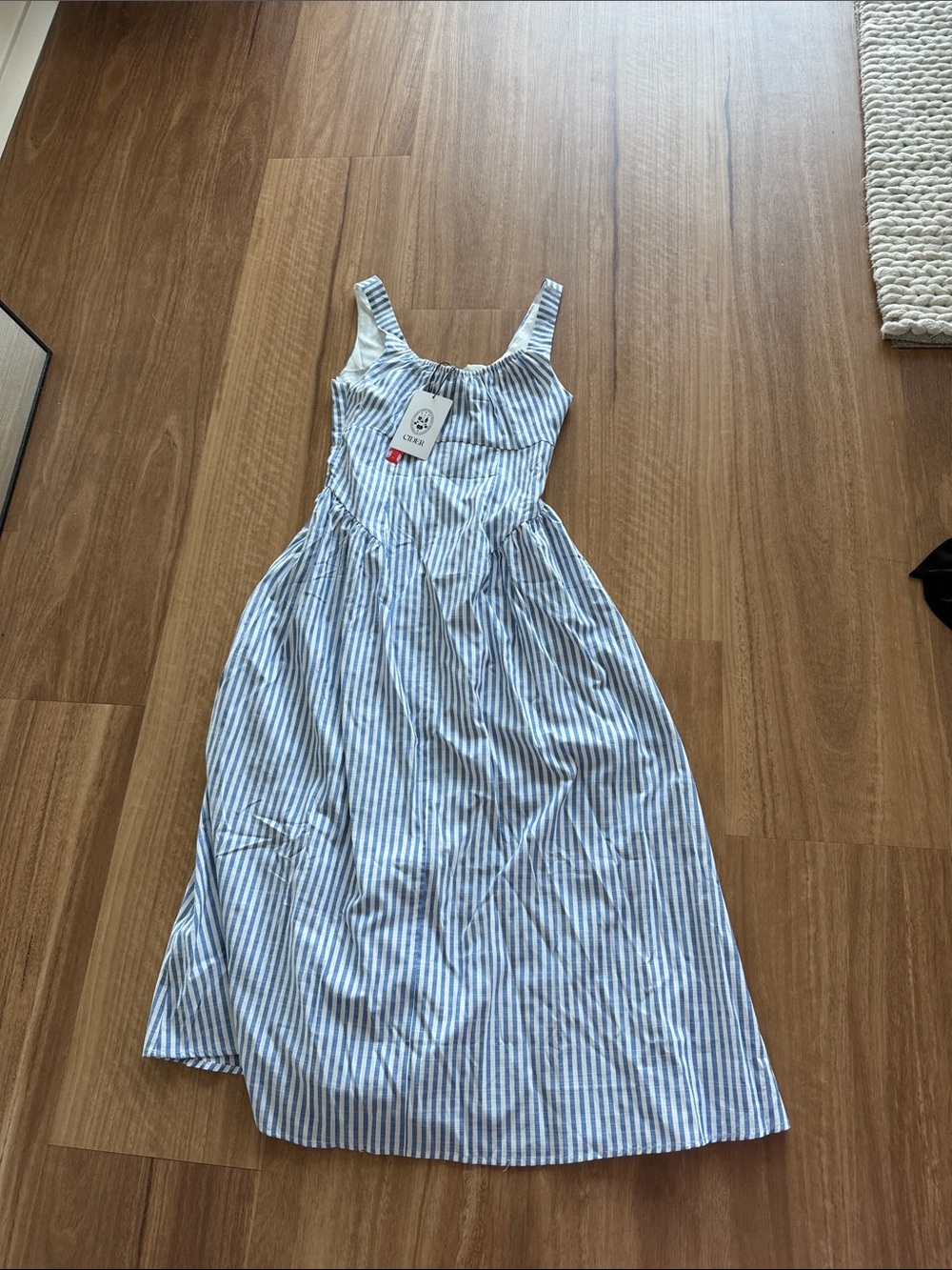 Cider Maxi NWT